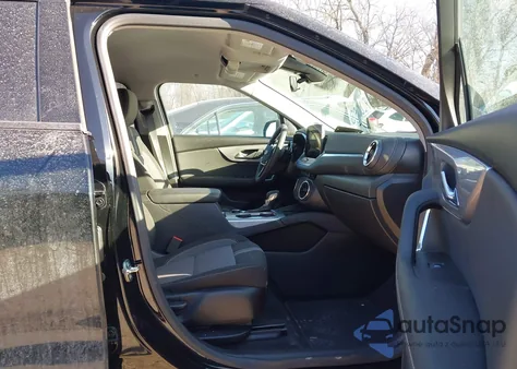 2025 Chevrolet Blazer Awd 2Lt z USA, uszkodzony, nr VIN 3GNKBHR45SS206165